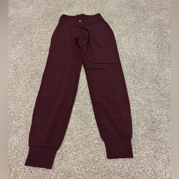 Lululemon Align HR Joggers in Chassis size 4 - Picture 5 of 6